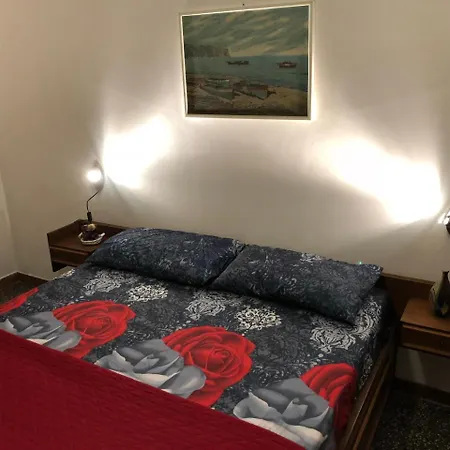 Smart House Giuliana * Rome